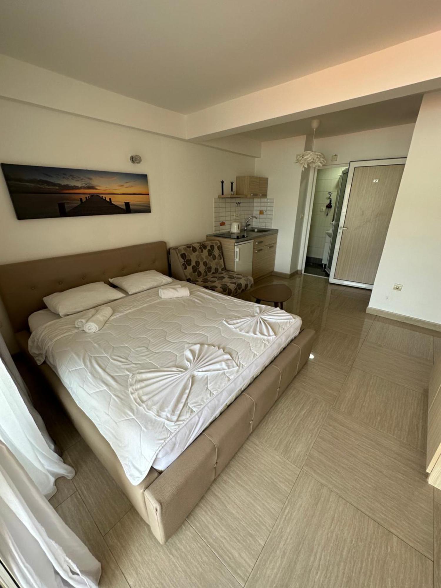 Aura Apartments Будва Екстер'єр фото
