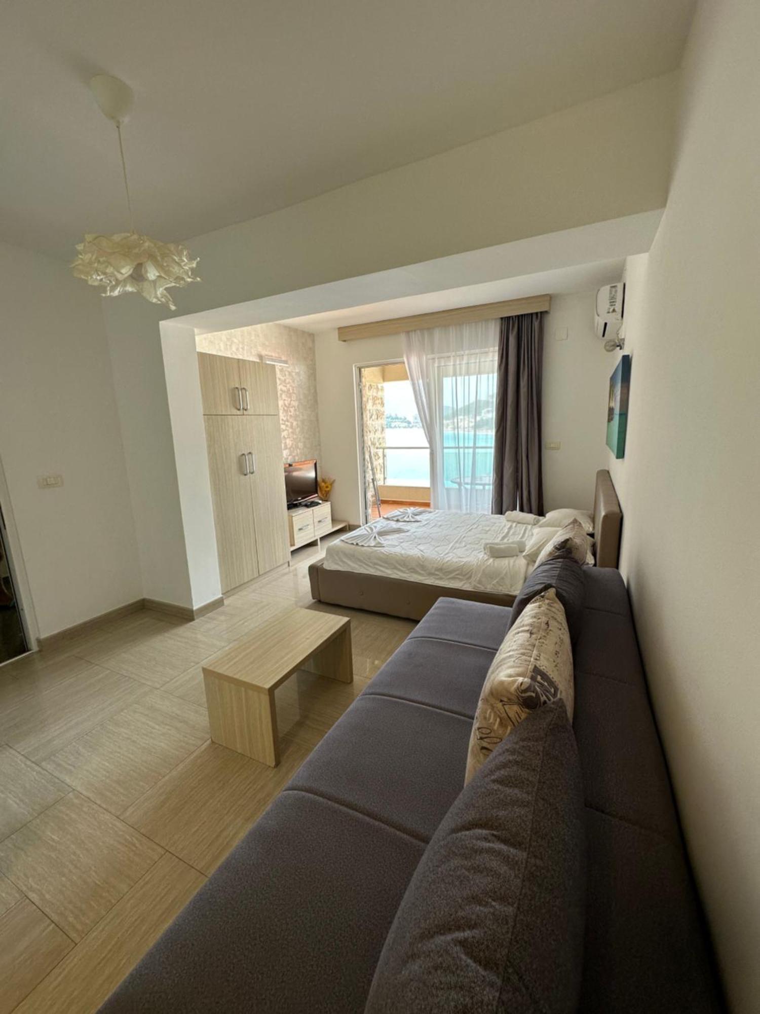 Aura Apartments Будва Екстер'єр фото